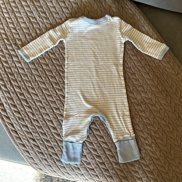 Burt’s Bees Baby playsuit - Picture 4 of 5